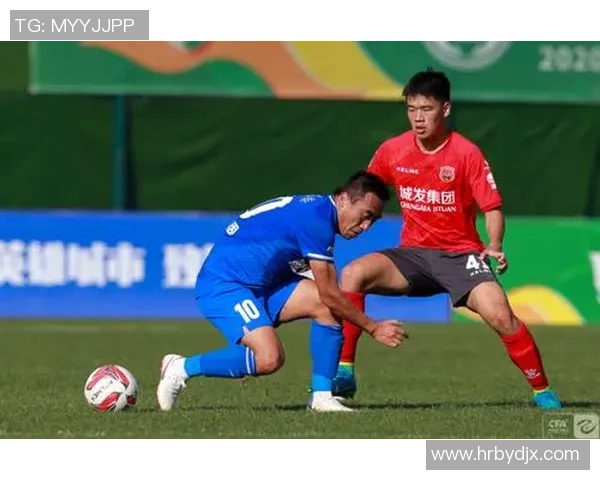 武汉篮球队在全国锦标赛中以94分稳居积分榜首位展现强劲实力