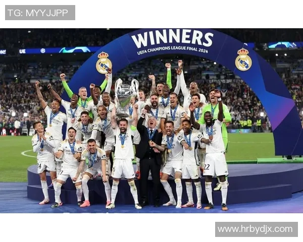 探寻13号足球明星的传奇故事与辉煌成就